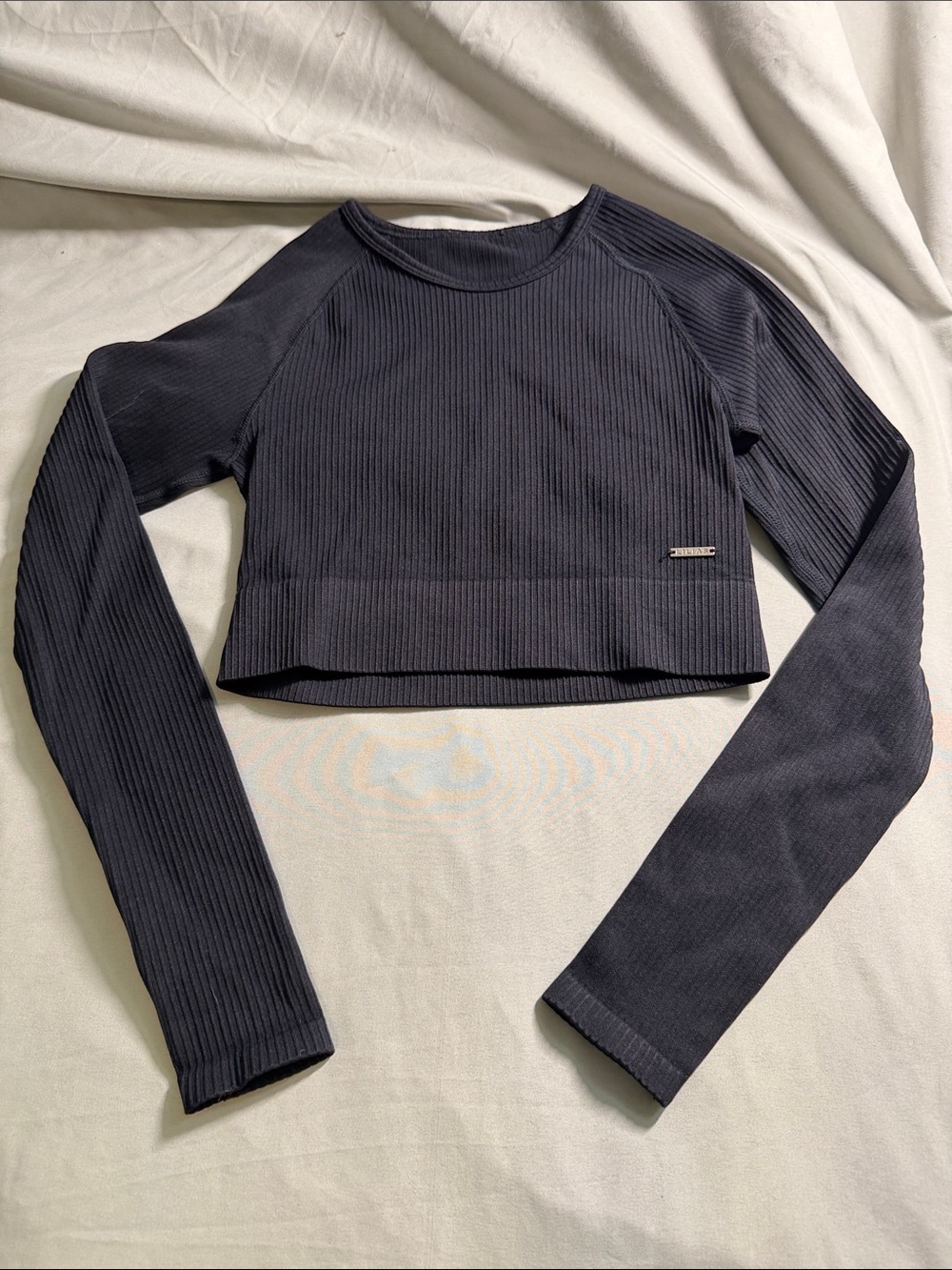 ILIA Dark Charcoal Ribbed Long-Sleeve Crop Top